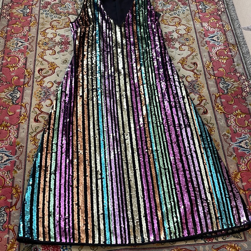 All sequences Women Sleeveless Holiday Party Midi Dress Lined Size 6 Halogen NWT